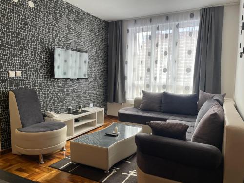 Djuric Apartman Kraljevi Cardaci Kopaonik Vikend naselje stan na dan smestaj kompleks bazen spa